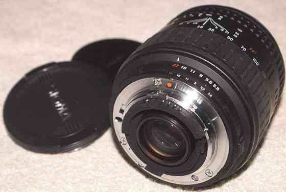 Sigma AF 28-135 f/3.8-5.6 D Macro для Nikon. Харків