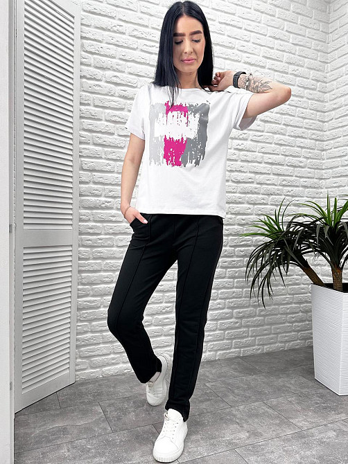 Летний костюм с укороченными штанами 