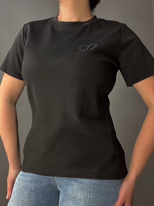 Футболка женская A-N 27040 базовая по фигуре с вышивкой сердце, черный, one size Киев - изображение 14