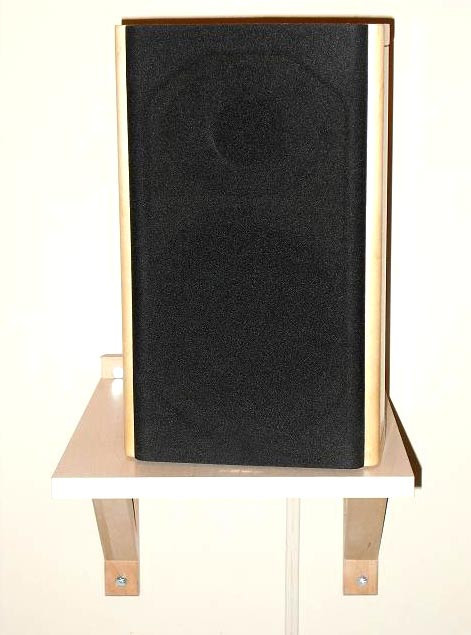 Полка для акустических систем 