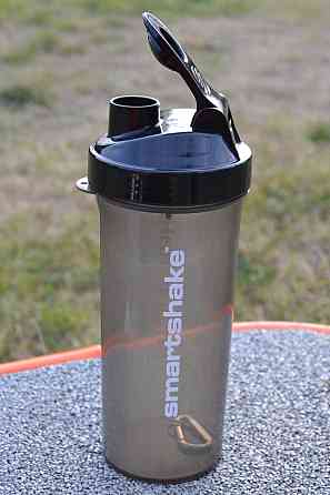 Шейкер спортивний Smartshake Lite 1000ml Glossy-Black Луцк