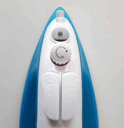 Парова праска 1200W з регулюванням пари Електрична з тефлоновим Покриттям Дніпро