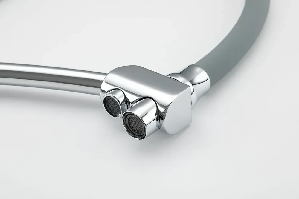 Кухонний змішувач Koer KB-72003-01 з виходом для питної води сірий/хром (KR3375) Чернівці - фото 4