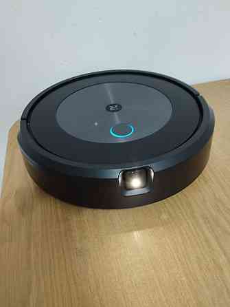Робот-пилосос iRobot Roomba j7: розумний потужний пилосос 4000 Па, навігація iRobot Genius, Li-Ion Б/У Київ
