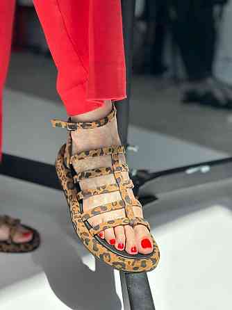 Olli Босоніжки жіночі леопардові літні замшеві OLLI Л-7/1-21113 з відкритим носком / Модні босо Коломия