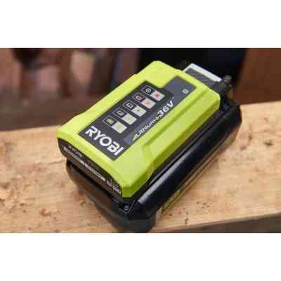 Зарядное устройство для аккумуляторов инструмента Ryobi Max Power RY36C17A 36V, 1.7А (5133004557UNP) Винница