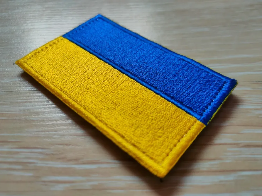 Нашивка на одежду Флаг Украины на липучке Киев - изображение 4