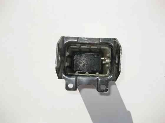 Mercedes-Benz  A2206201086L Лівий кронштейн переднього підсилювача бампера S-Class W220 Одеса