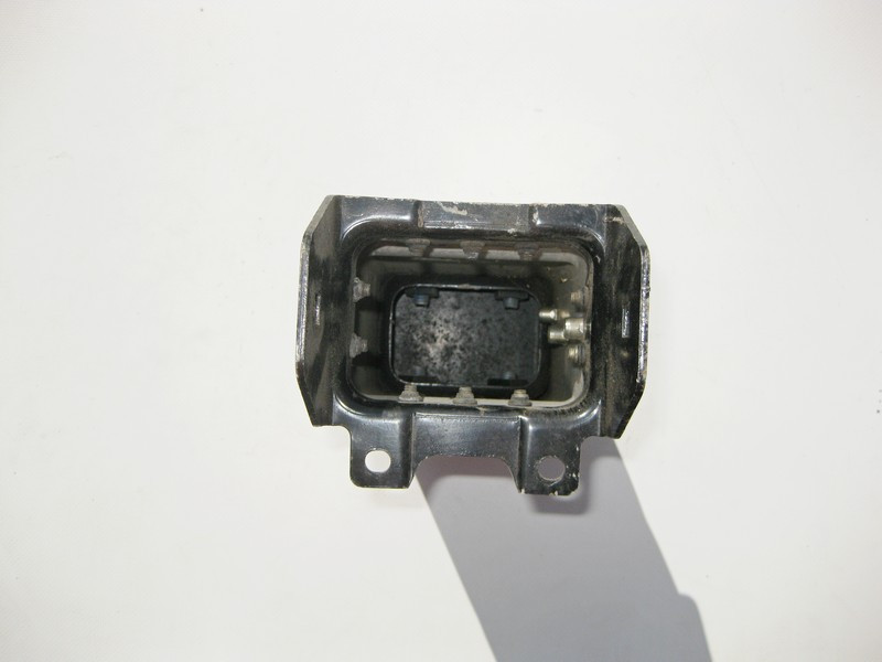 Mercedes-Benz  A2206201086L Лівий кронштейн переднього підсилювача бампера S-Class W220 Одеса - фото 4