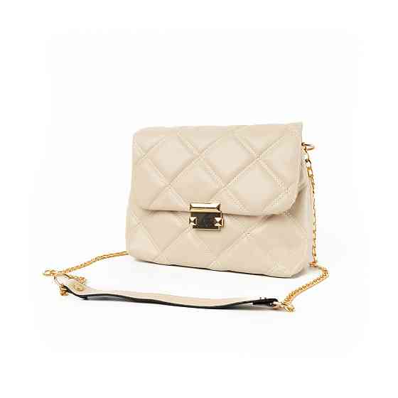 Сумка женская элегантная из качественного стеганого кожзама и длинной ручкой-цепочкой, Молочный Каменец-Подольский