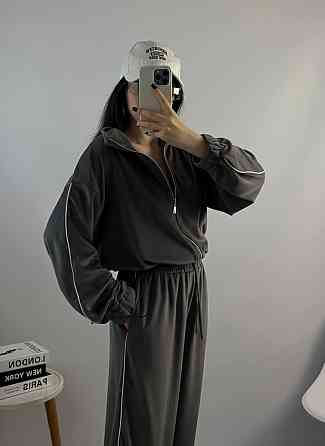 Женский стильный повседневный велюровый костюм Графит Одесса