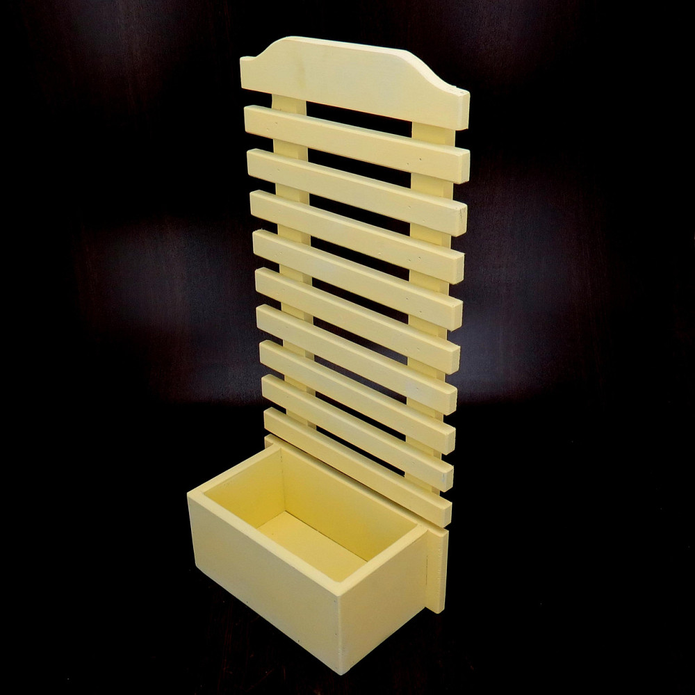 Полка настенная для цветов 