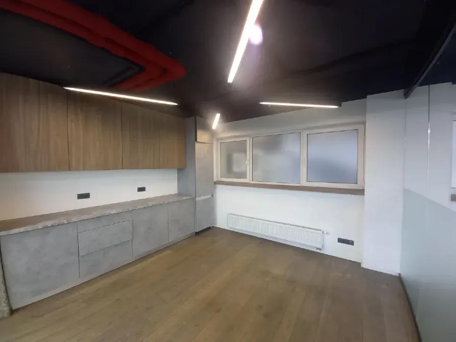 Нове Оренда великого офісу в центрі міста. 0-3 поверх, окремий вхід, свій заїзд. Розкішний ремонт, кондиціонери, вентиляція, Своя система опалення Дніпро - фото 12