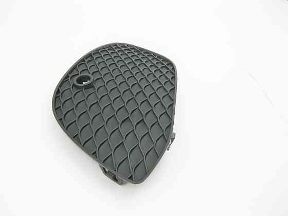 Mercedes-Benz  A2538850222 Нова декоративна бічна сітка в передній бампер під парктронік права GLC X253 Одесса