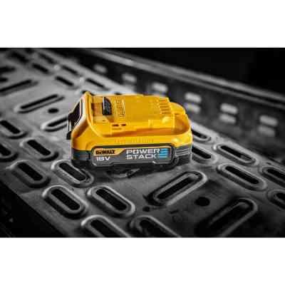 Аккумулятор к электроинструменту DeWALT 18V XR Li-lon PowerStack 1.7Ah, 2 шт., вес 0.7 кг (DCBP034E2) Винница