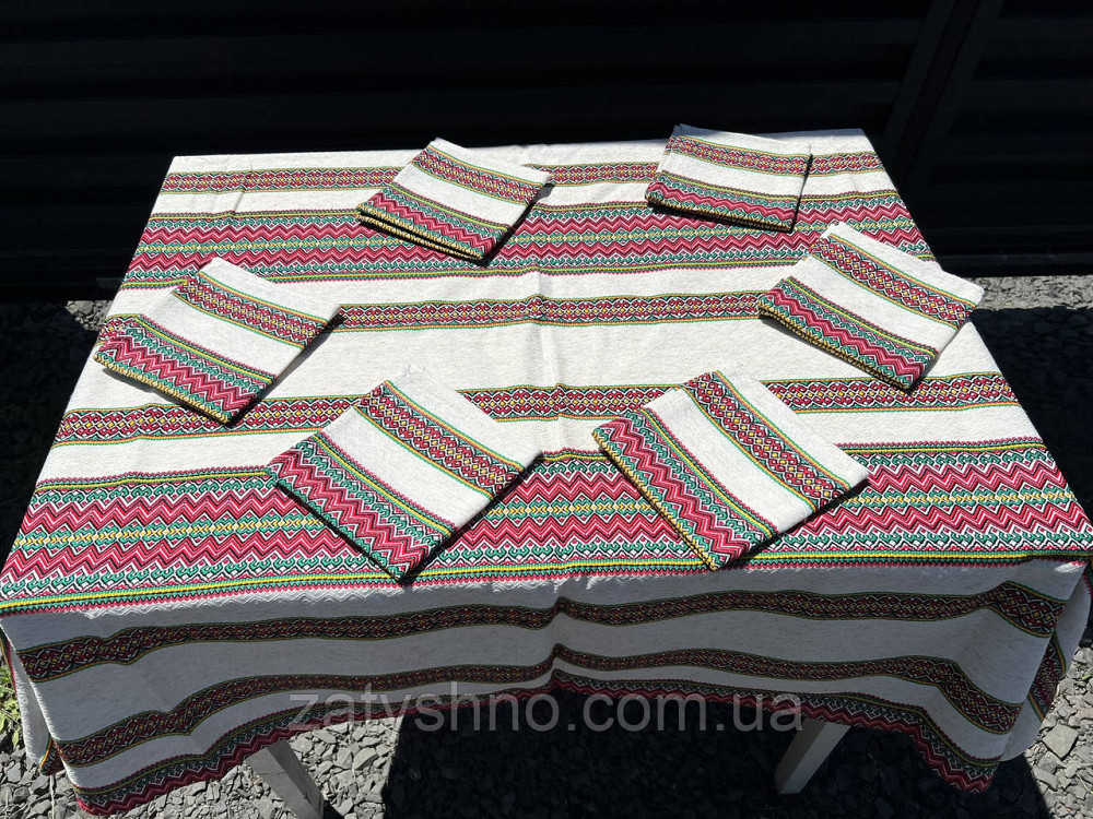 Красивая вышитая скатерть с салфетками Киев - изображение 5