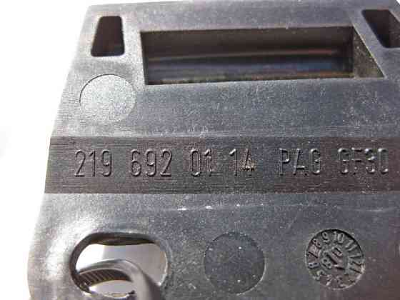 Mercedes-Benz  A2196920114 Тримач зовнішнього вертикального молдингу лівої стійки "B" CLS C219 Одесса