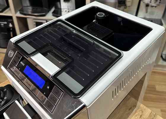 Кофемашина: Delonghi Eletta Cappuccino Top ECAM 45.760W. Харків