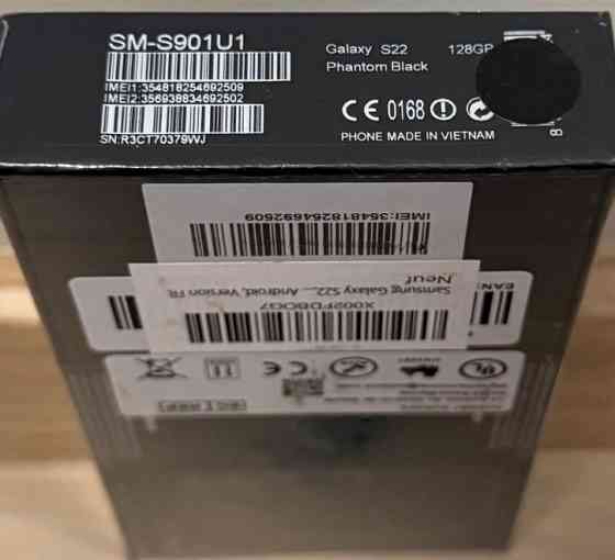 Samsung Galaxy S22 • 128 GB • Phantom Black. Киев