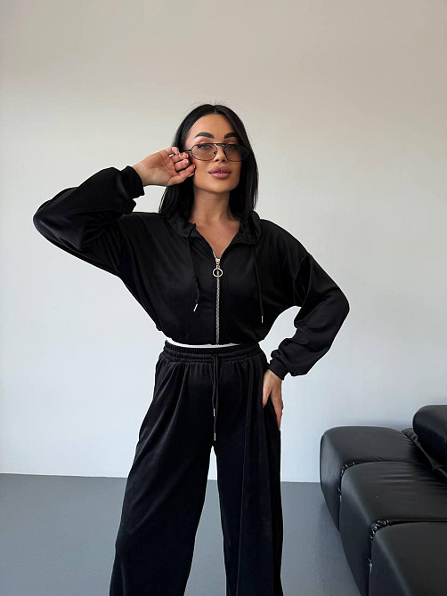 Жіночий стильний повсякденний велюровий костюм двійка Одеса - фото 6