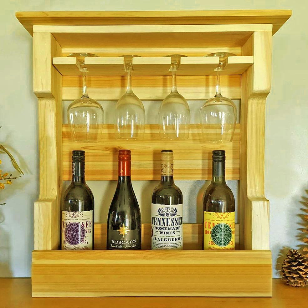 Настенная винная полка 
