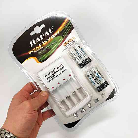 Зарядное устройство для аккумуляторов АА и ААА, Jiabao JB-212 + 4 аккумулятора ААА PN-84 Киев