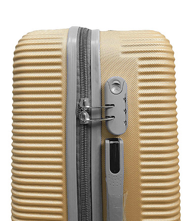 Валіза пластикова MILANO BAG 004 середня Шампань Київ - фото 4