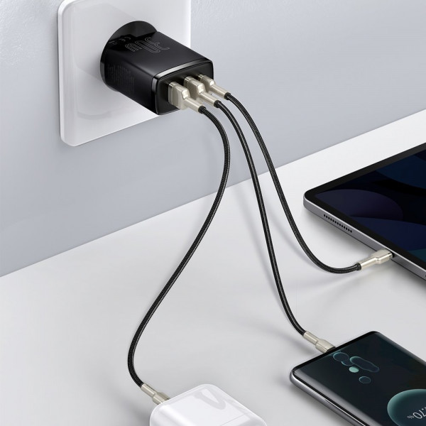Зарядний пристрій 3xUSB 20W (USB-C+USB-A) Чорний Baseus (CCXJ-E01) Київ - фото 9
