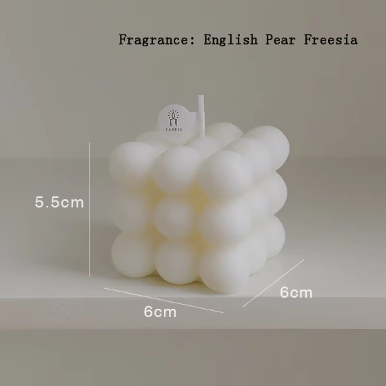 Свічка у формі бульбашковий куб у білому кольорі Кам'янець-Подільський