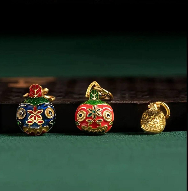 Этнический браслет-оберег с эмалированными подвесками и колокольчиками Киев - изображение 3