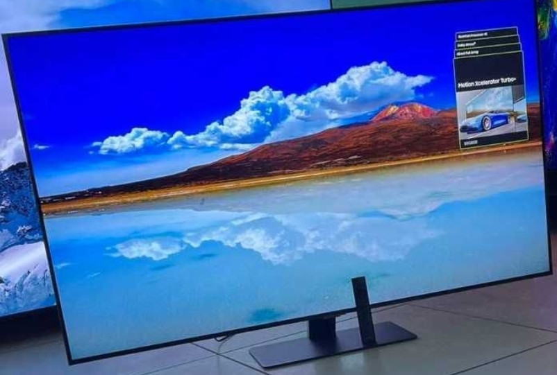 Телевизор Безрамный: 55