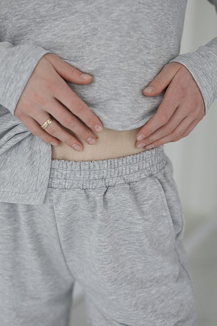 Жіночий костюм з асиметричним лонгслівом "Travel" | Батал Сірий, 50-52 Київ - фото 6