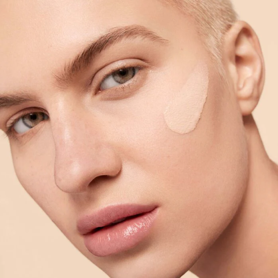 Тональная основа Yves Saint Laurent All Hours Glow Foundation Skin-Like Radiance LC6 Славянск