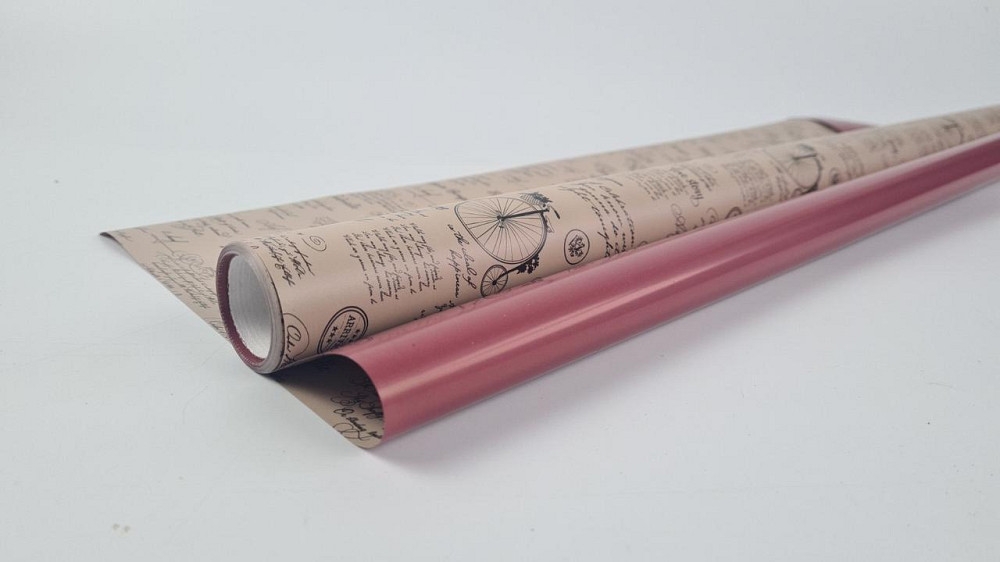 Плівка перлинна "Газета" для квітів 8 м газета крафт+бардо (67) (h660) No 807 (1 шт.) Харків - фото 1