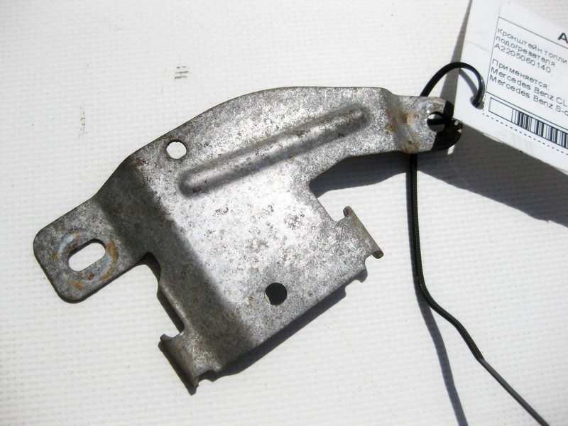 Mercedes-Benz  A2205060140 Кронштейн паливного насоса додаткового підігрівача S-Class W220 CL C215 Одесса - изображение 7