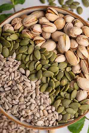 Вкусный набор Nuts’ Gregory Box Almond, Nuts’ Trio, Pistachio & Mint, 1500 г Киев