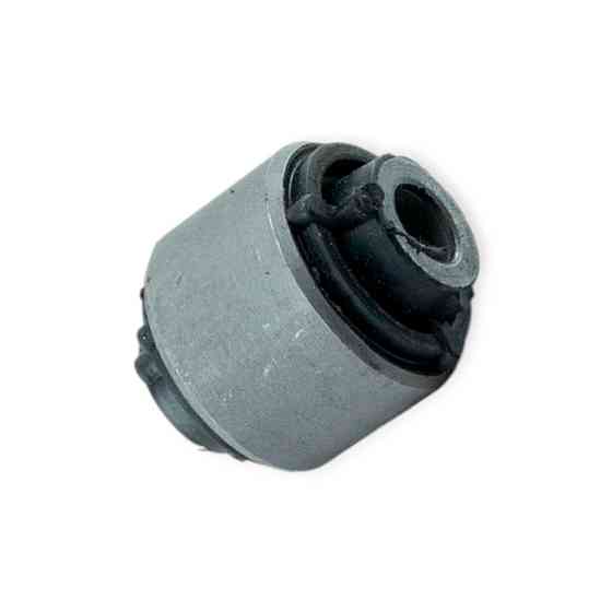 Сайлентблок заднього Skoda Octavia A5, Superb II, Фольцваген Гольф V, Пасат CC кривий внутрішній важіль Мукачево