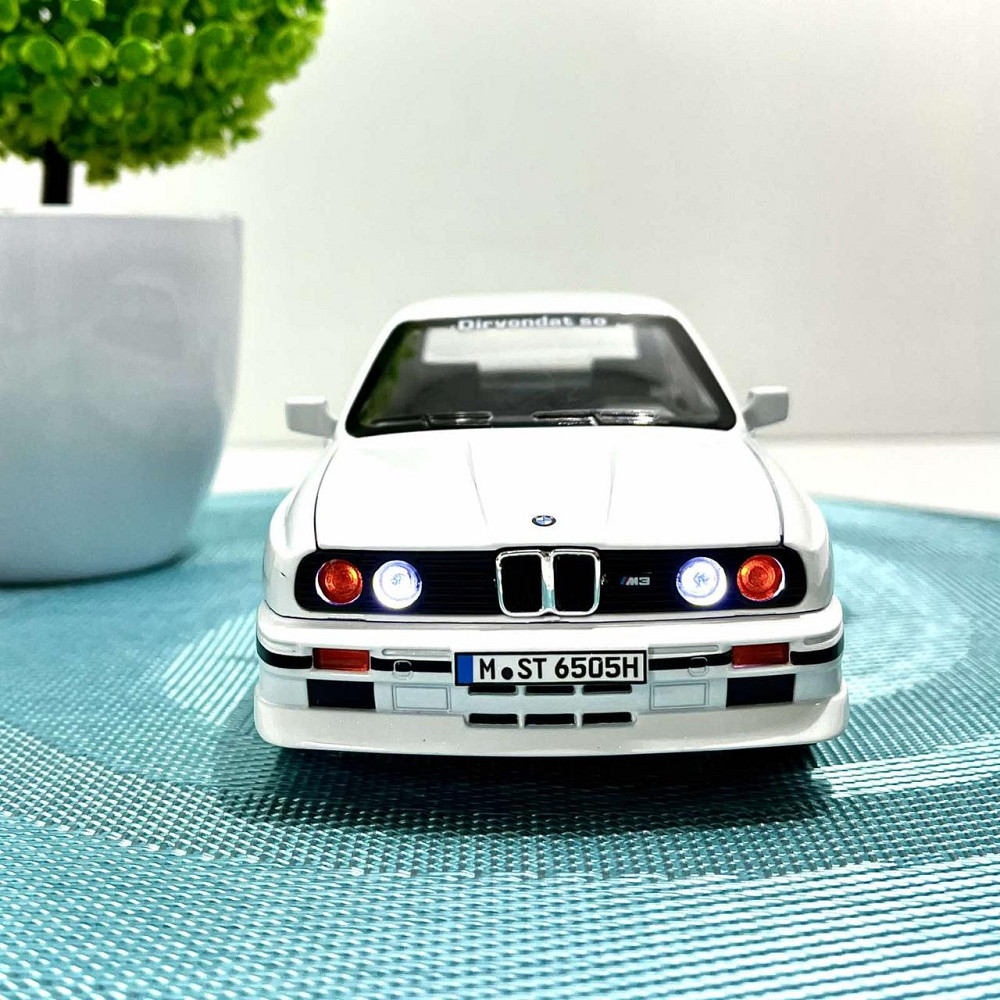Машинка TK Union Group Bmw m3 інерційна звук світло відкривається багажник капот двері 1:24 Біла (GT-99641) Чернігів - фото 10