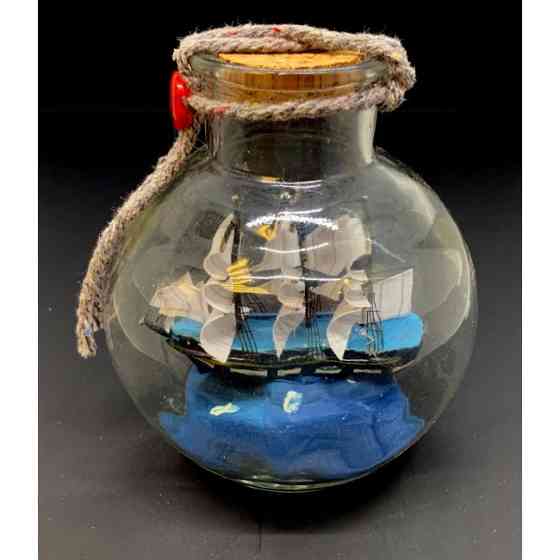 Сувенір морський Вітрильник в пляшці Київ