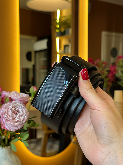 Мужской кожаный ремень с пряжкой автомат 8490 Каменское - изображение 5