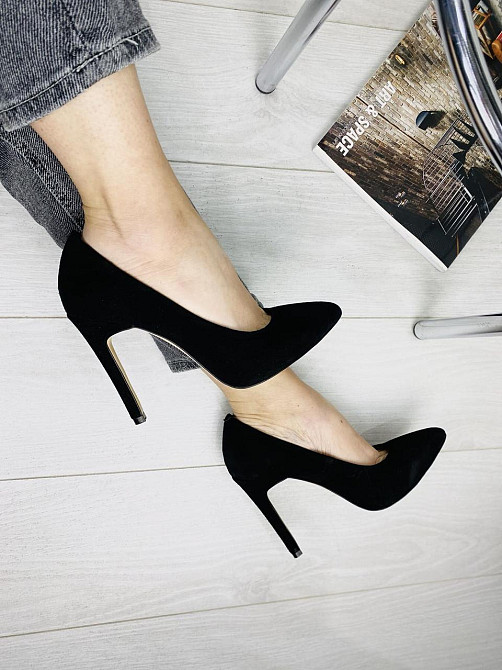 Nivelle Туфлі жіночі NIVELLE чорні натуральна замша 37р. каблук 11см (1740/10502-10512) Коломия - фото 6