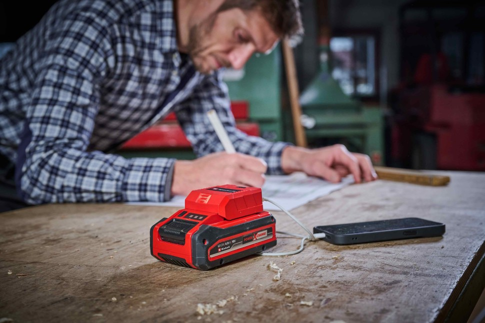 Акумуляторний адаптер для зарядки USB-пристроїв Einhell TC-CP 18 Li USB A/C-Solo (4514148) Київ - фото 7