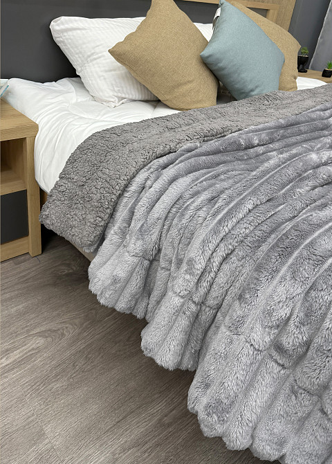 Плед 200х230 см (+-10см) на овчине 