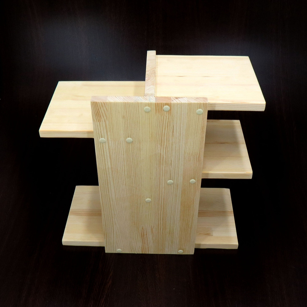 Настольная книжная полка 