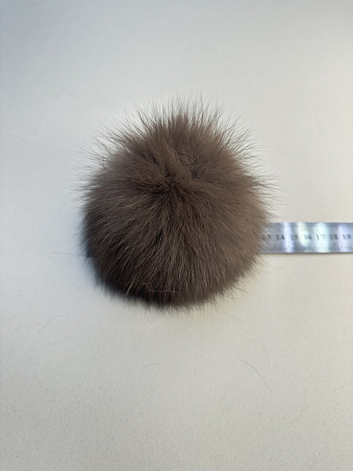 Помпони бубони хутряні песцеві на шапку 10-12см Коричневий Харків - фото 6