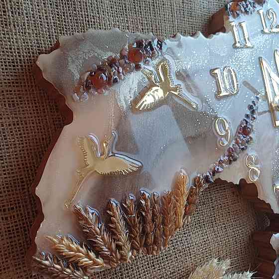 Годинник настінний 100*65 см з епоксидної смоли ручної роботи "Карта України" Дніпро