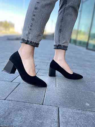 VIKA Туфлі жіночі VIKA чорні еко-замша каблук 6см розміри 36-40 (4925) Коломия