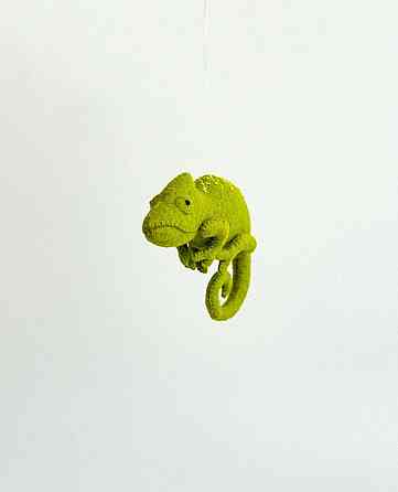 М’яка фетрова іграшка хамелеон ручної роботи – безпечна розвиваюча іграшка Київ