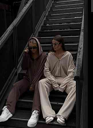 Женский прогулочный костюм двойка: кофта и штаны из плюшевого велюра Бежевый, 46/48 Одесса