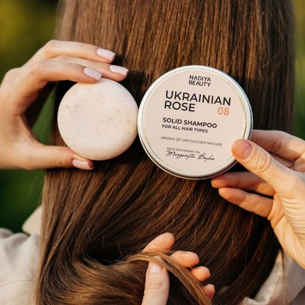 Твердий шампунь з рициновою олією для всіх типів волосся Ukrainian Rose 45 г Київ - фото 2